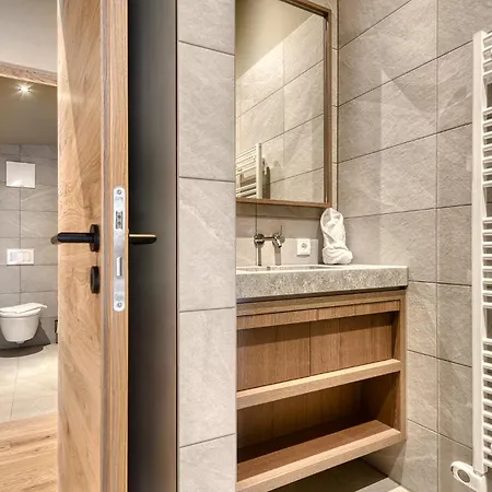 Nexus - By A-appartments 施图本