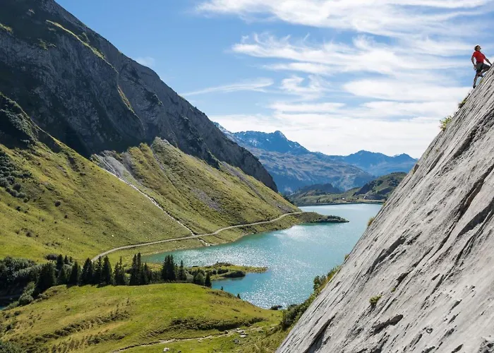 Apartment Nexus - By A-appartments